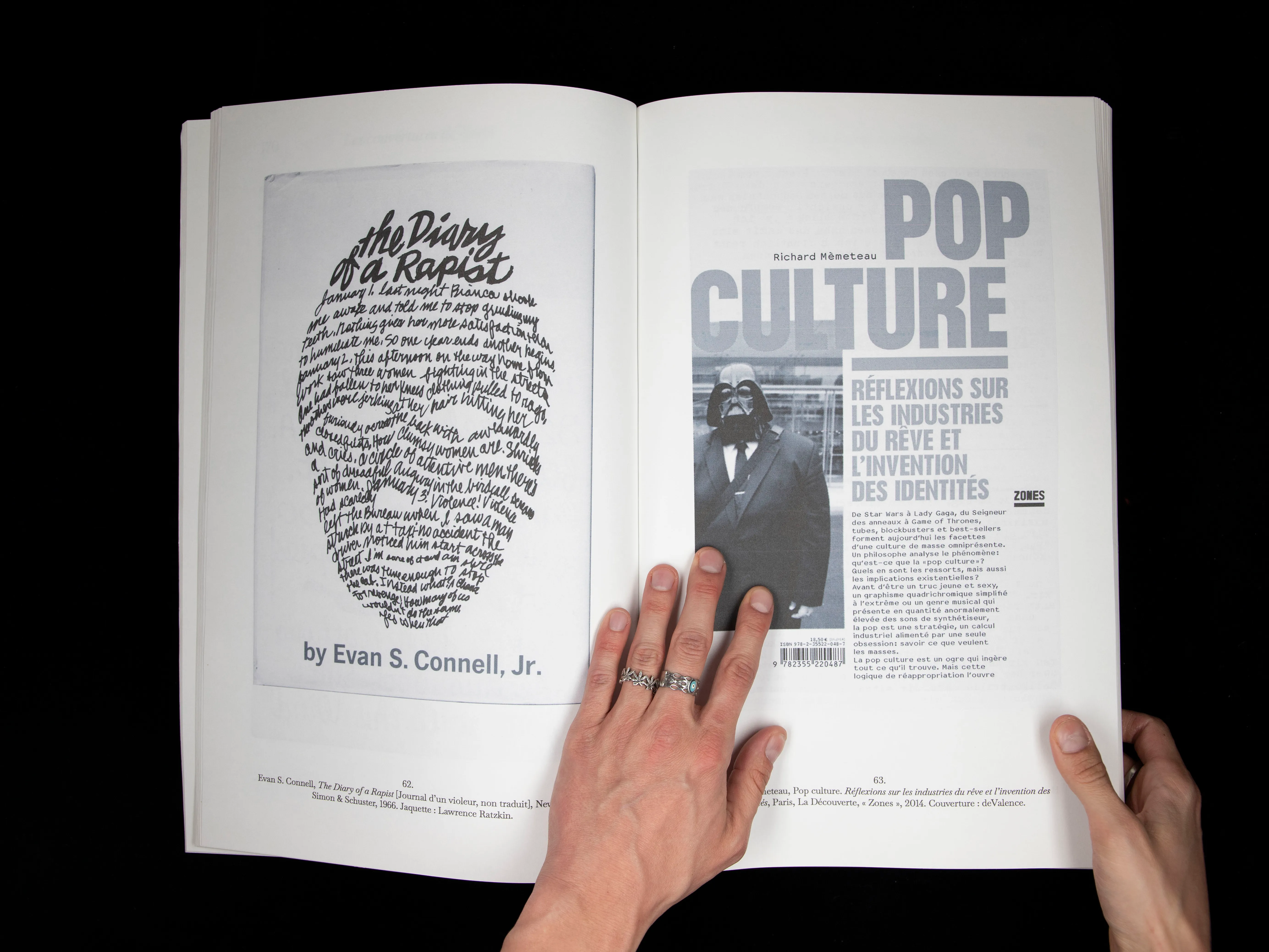 Double page montrant deux couvertures de livres, dont Pop Culture.